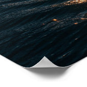 Ein Pfad der Sterne: Sonnenlicht auf geflutetem Wa Poster (Ecke)