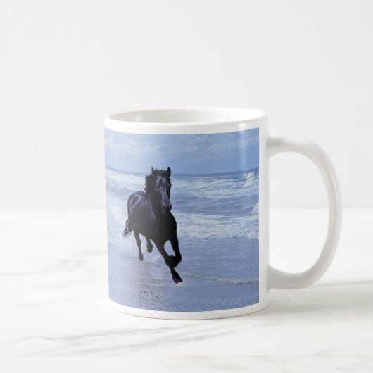 Ein Pferd frei und wild Kaffeetasse (Rechts)