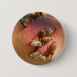 Ein Pfirsich für die Bienen Button