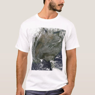 Ein pinwheel Ähnliches Muster der Hochdruckwolken T-Shirt
