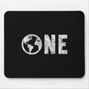 Ein Planet Erde Tag 51. Jahrestag Retro-Kind Mousepad
