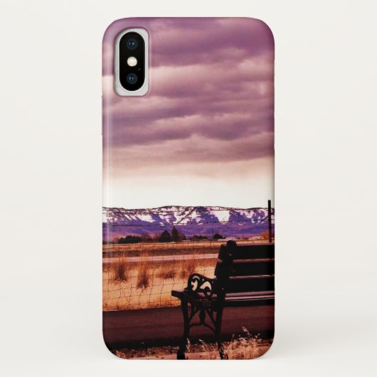 Ein Platz mit einem View-Speck-Fall Case-Mate iPhone Hülle (Rückseite)