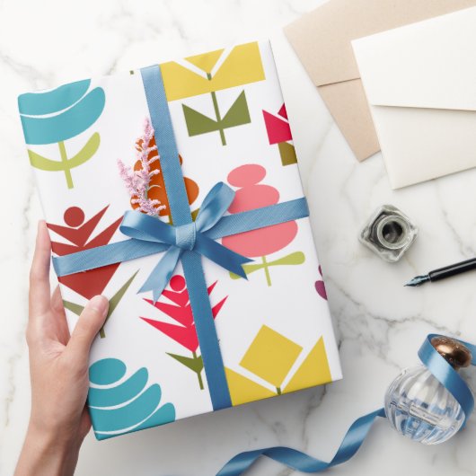 Ein Plethora von Blume Geschenkpapier (Schenken)