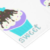 Ein Pokal voller Süße Tischdecke (Schrägansicht)