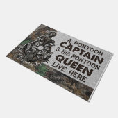 Ein Pontoon-Kapitän und seine Pontoon-Königin lebe Fußmatte (Schrägansicht)