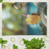 Ein Poolside-Cocktail für den Musiker Geschirrtuch (Gefaltet)