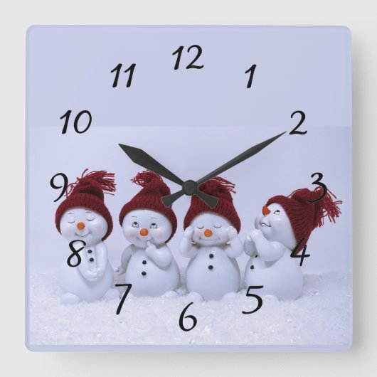Ein Quartett der Schneemänner Quadratische Wanduhr (Vorderseite)