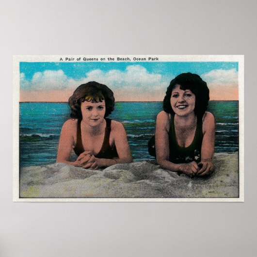Ein Queens-Paar am Strand, Ocean Park Poster (Vorne)