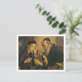 Ein Rabbiner, der die Gebetsriemen am Arm eines Postkarte (Stehend Vorderseite)