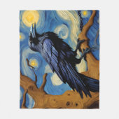 Ein Rabe in einer alten Eichenbaumnacht Fleecedecke (Vorderseite)