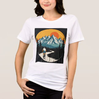 Ein Radfahrer mit weißem Shirt