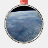 Ein Rauchzug über das tropische Südafrika. Ornament Aus Metall (Vorne)