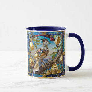 Ein Rebhuhn in einem Birnbaum Tasse