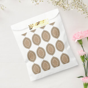 Ein rechteckiger Teppich mit einem komplizierten g Geschenktütchen