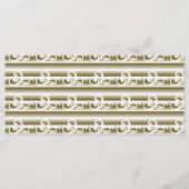 Ein reichlich farbiger Teppich weist ein symmetris Menükarte (Rückseite)