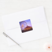 Ein Riesenrad und Karussell am Marinepier in Quadratischer Aufkleber (Umschlag)