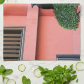 Ein riesiger Dschungel zieht sich auf einem Wolken Geschirrtuch (Gefaltet)