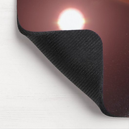 Ein riesiger Planet, der einen roten Zwergstar umk Mousepad (Ecke)