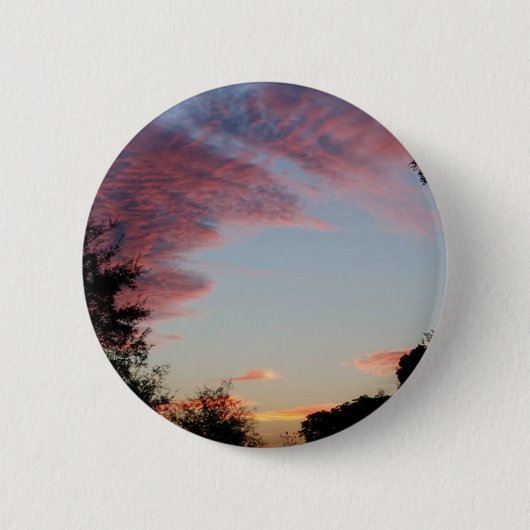 ein rosa, blauer und lila Sonnenaufgang Button (Vorderseite)