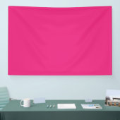ein rosa Hintergrund mit schwarz Banner (Messe)