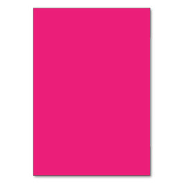 ein rosa Hintergrund mit schwarz Tischnummer