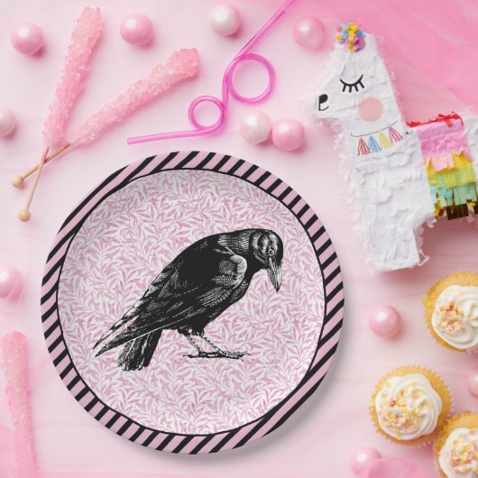 Ein rosa oder schwarz rosa rotes oder rotes Hallow Pappteller (Party)