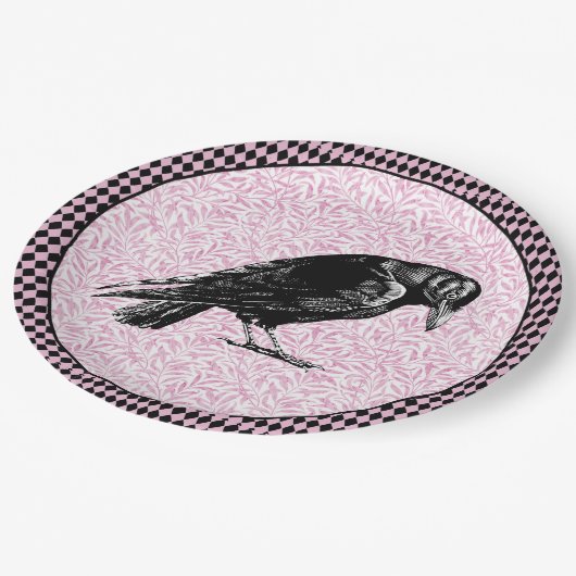 Ein rosa oder schwarz rosa rotes oder rotes Hallow Pappteller (Schrägansicht)