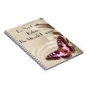 Ein rosa Schmetterling auf cremefarbenem Satin-Hin Notizblock (Rechte Seite)