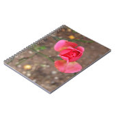 Ein Rosebud im November Notizblock (Linke Seite)