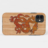 Ein roter Drache auf Bamboo wie Case-Mate iPhone Hülle (Rückseite (Horizontal))