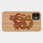 Ein roter Drache auf Bamboo wie Case-Mate iPhone Hülle (Rückseite (Horizontal))