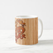 Ein roter Drache auf Bamboo wie Kaffeetasse (VorderseiteRechts)