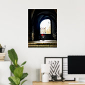 Ein Roter Fleck in einem spanischen Bogen Poster (Heimbüro)