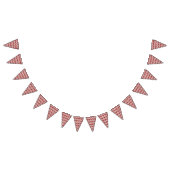 Ein roter Teppich mit einem textilen Muster wird a Wimpelkette (Alle)