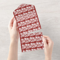 Ein roter Teppich mit texturiertem Muster ist ausg