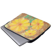 Ein ruhiger Ort mit Blumenstrauß Laptopschutzhülle (Vorne Knopf)