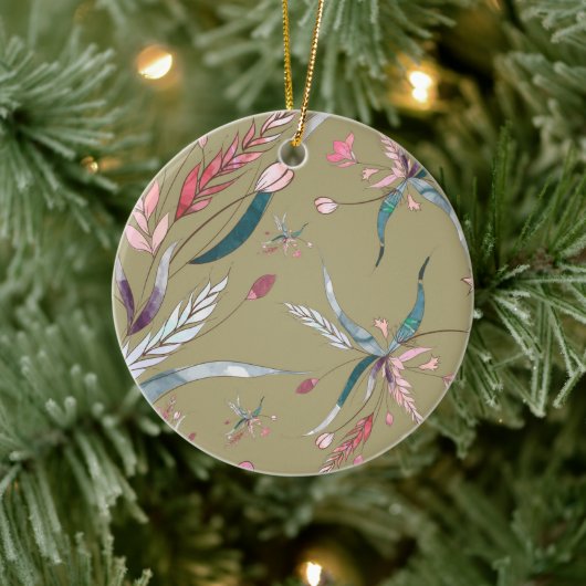 Ein rundes Ornament zeigt ein Blumenmuster  (Baum)