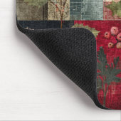 Ein rustikales Winter-Patchwork mit Stechpalmen-Be Mousepad (Ecke)