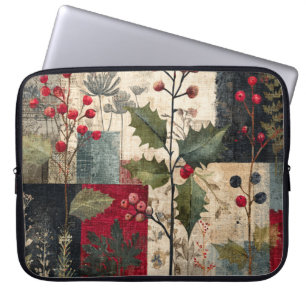 Ein rustikales Winter-Patchwork mit Stechpalmenbee Laptopschutzhülle