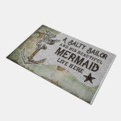 Ein salziger Seelsorger und seine schöne Meerjungf Fußmatte (Schrägansicht)