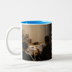 Ein Satz in einem jüngeren Stimme Buchzitat Zweifarbige Tasse