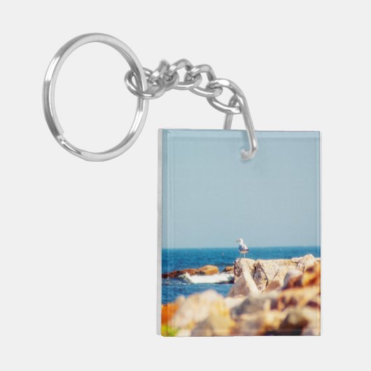 Ein Schädelposten Schlüsselanhänger (Vorderseite links)