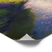 Ein Schieferfluss im Herzen eines grünen Waldes Poster (Ecke)