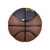 Ein Schild, das Spaß an der Sonne sagt Mini Basketball (Rechts)