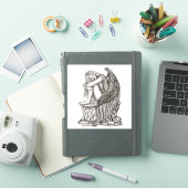 Ein schlafender Engel auf dem Stein Aufkleber (iPad Hülle)