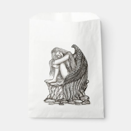 Ein schlafender Engel auf dem Stein Geschenktütchen (Vorderseite)
