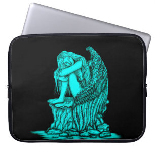 Ein schlafender Engel auf dem Stein Laptopschutzhülle