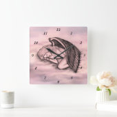 Ein schlafender Engel auf den Himmelswolken in der Quadratische Wanduhr (Zuhause)