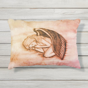 Ein schlafender Engel auf den Himmelswolken Kissen Für Draußen