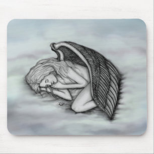 Ein schlafender Engel auf den Himmelswolken Mousepad
